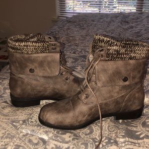 Justfab BRAND NEW never worn boots!